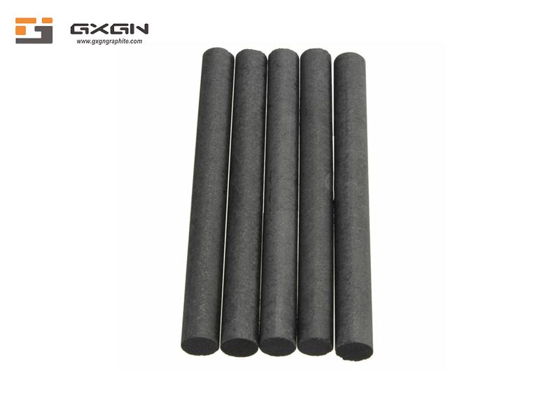 Graphite rod in the electrometallurgy of aluminium