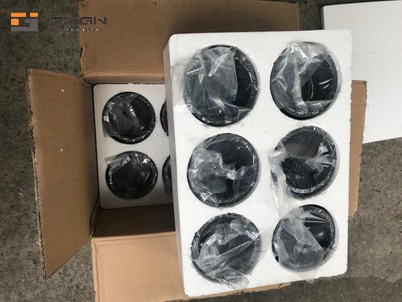 Gasification graphite crucible for vacuum coating aluminum zinc